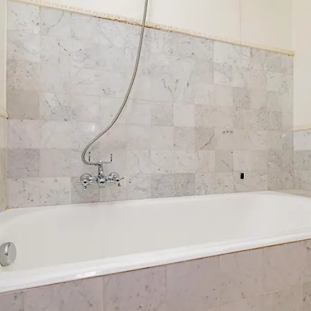 Luxury Naviglio House - 10 Min Cathedral * Milan