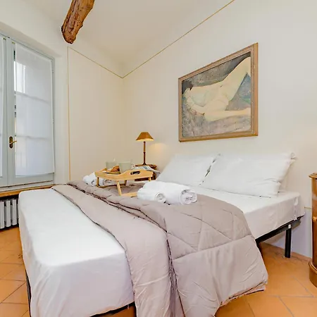 Luxury Naviglio House - 10 Min Cathedral Apartment