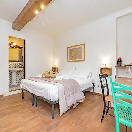 Apartment Luxury Naviglio House - 10 Min Cathedral