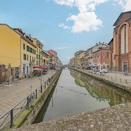 Luxury Naviglio House - 10 Min Cathedral Apartment