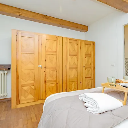 Apartment Luxury Naviglio House - 10 Min Cathedral