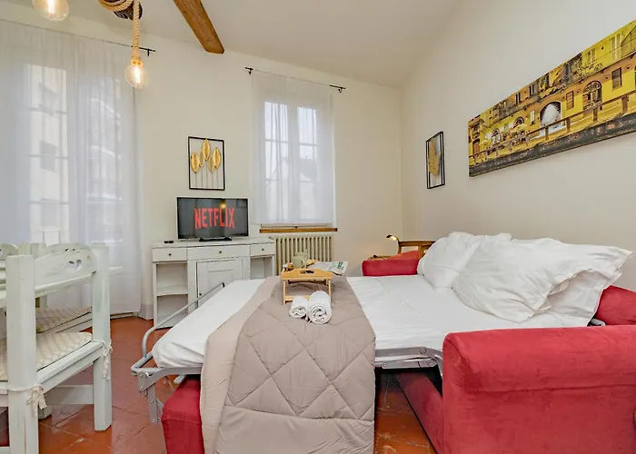 Luxury Naviglio House - 10 Min Cathedral *